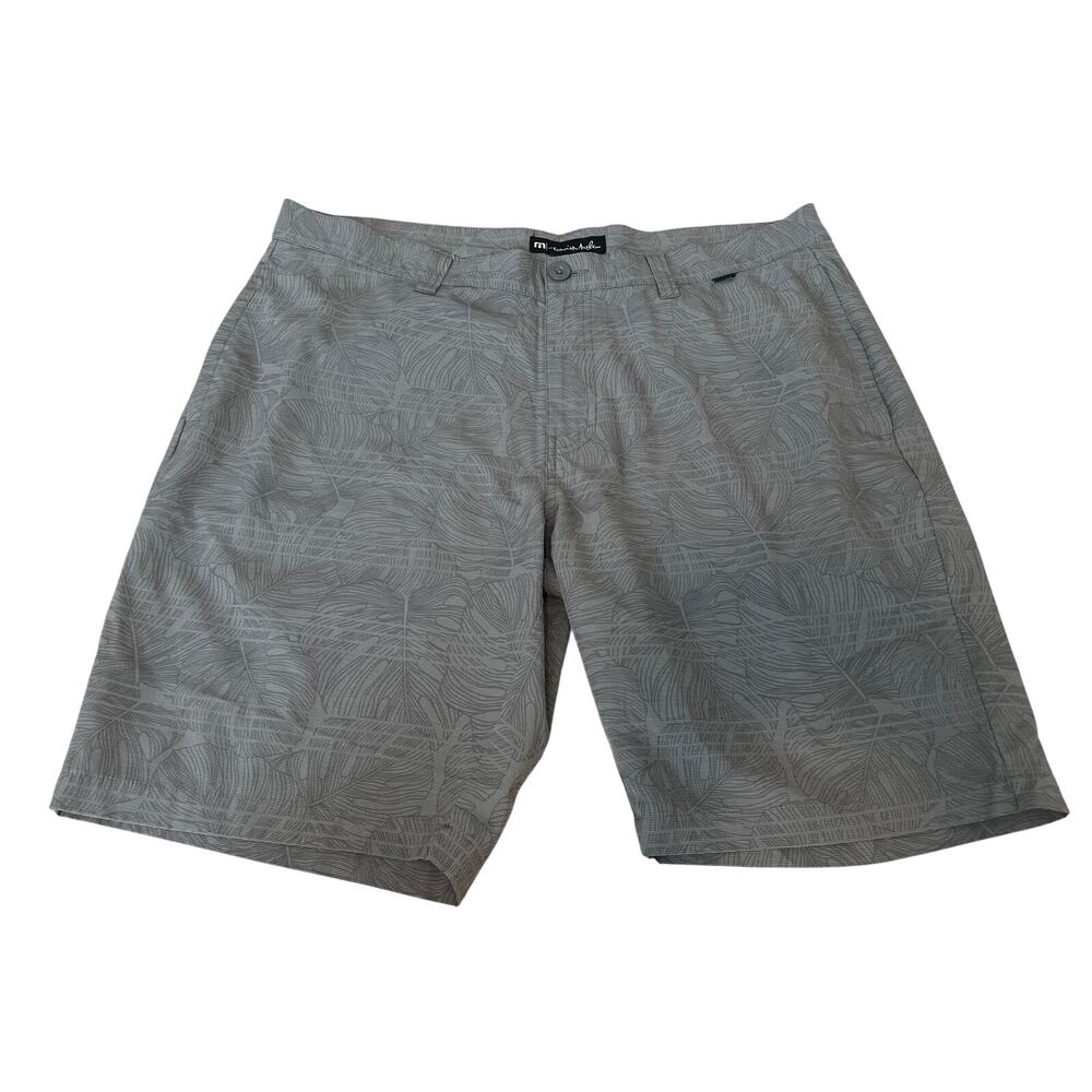 TravisMathew Splash Zone Hybrid Golf Shorts Gray Men's Size 38 Eco Collection